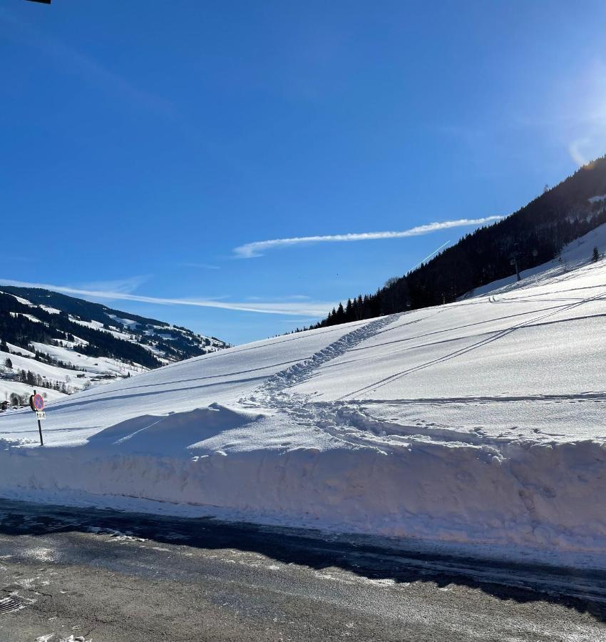 Hotel-Pension Schattberg Saalbach-Hinterglemm Ngoại thất bức ảnh