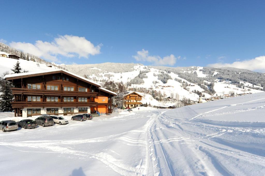Hotel-Pension Schattberg Saalbach-Hinterglemm Ngoại thất bức ảnh
